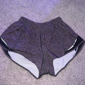 Lululemon Gray Hotty Hot Shorts - Size 8 2.5 inch inseam